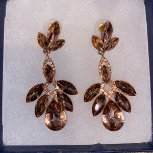 ($3) Dangling Gem Earrings